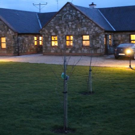 Riverbend Lodge B & B Утерард Экстерьер фото