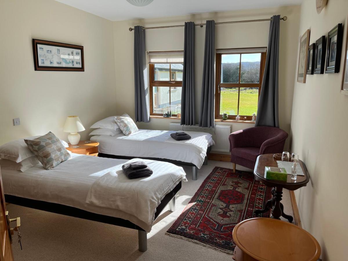 Riverbend Lodge B & B Утерард Экстерьер фото